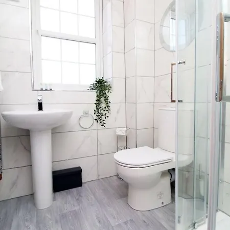 Hob House By Mia Living Free Parking * Bristol