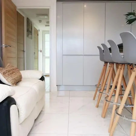 Lägenhet Hob House By Mia Living Free Parking *
