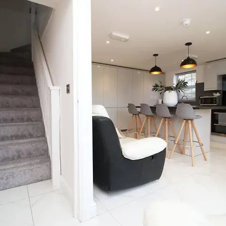Lägenhet Hob House By Mia Living Free Parking